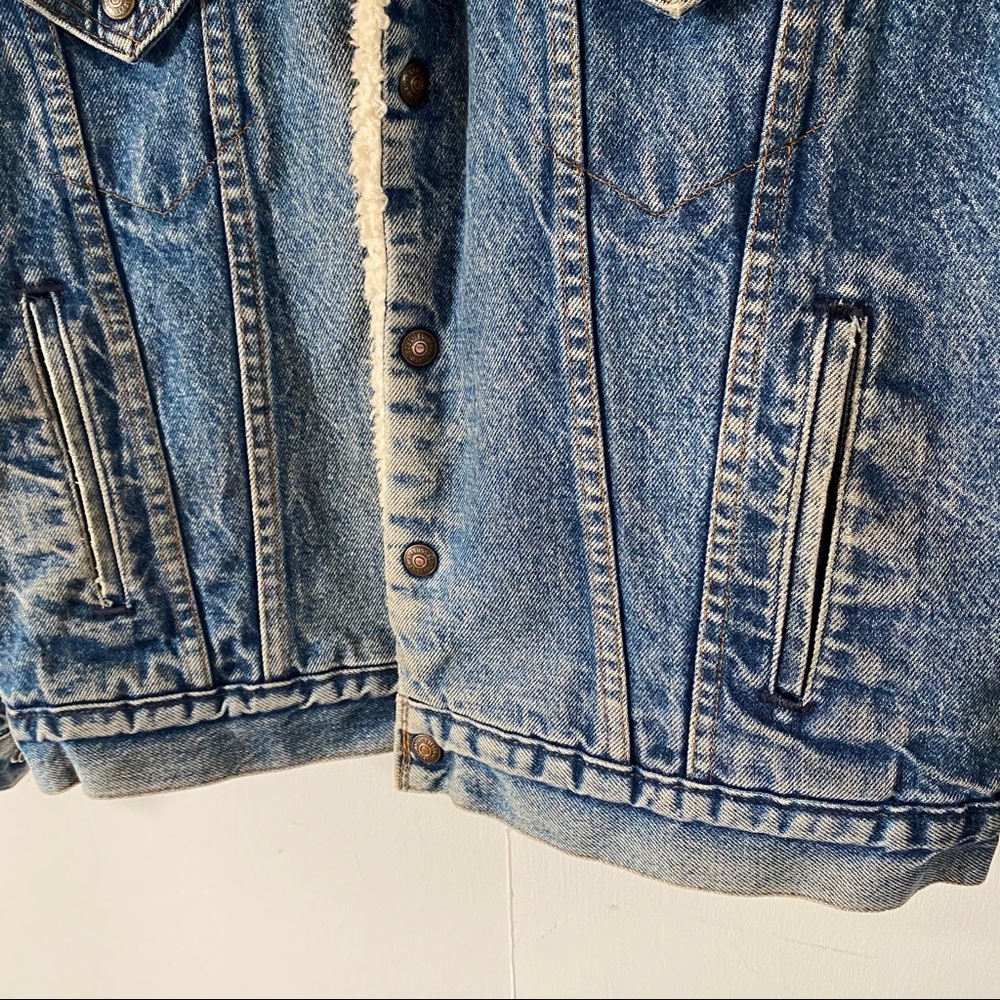 Vintage LEVIS Sherpa Lined Jean Jacket Unisex USA - Picture 7 of 14